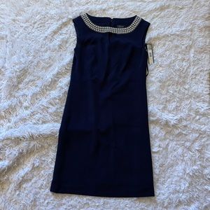 Pearl collar accented dress